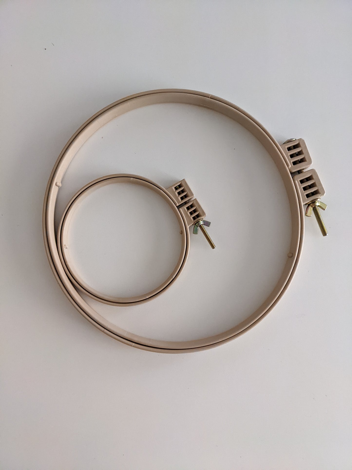 Plastic No Slip Hoop