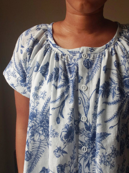 Linen Button Down Floral Photinia